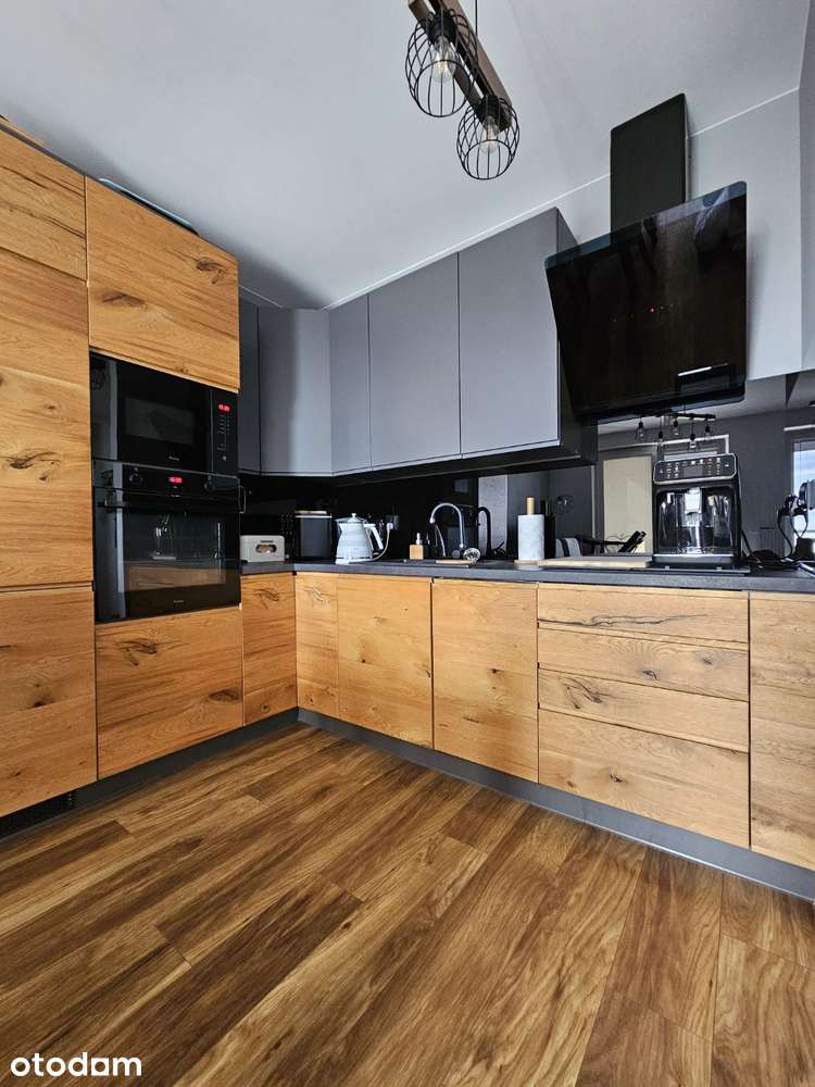 68,18 m² | 3 pokoje + salon z aneksem | Balkon | Parking