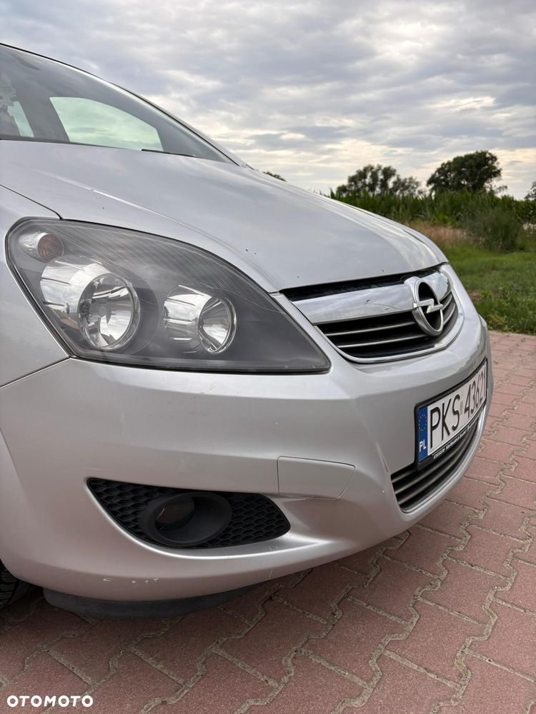 Opel Zafira 1.8 - 3