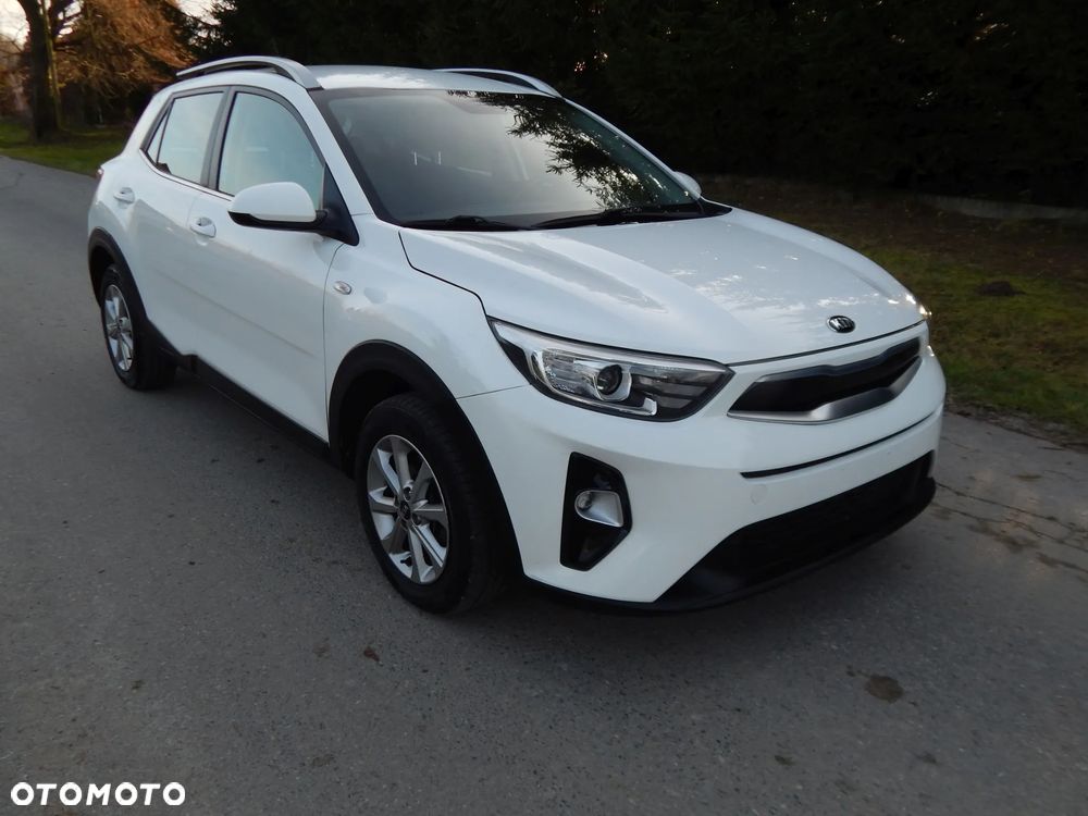 Kia Stonic 1.4 L - 4
