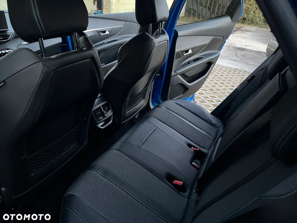 Peugeot 3008 225 e-EAT8 Allure - 19