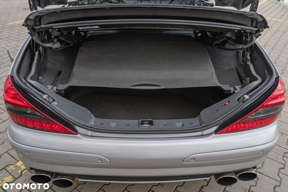 Mercedes-Benz SL 55 AMG - 26