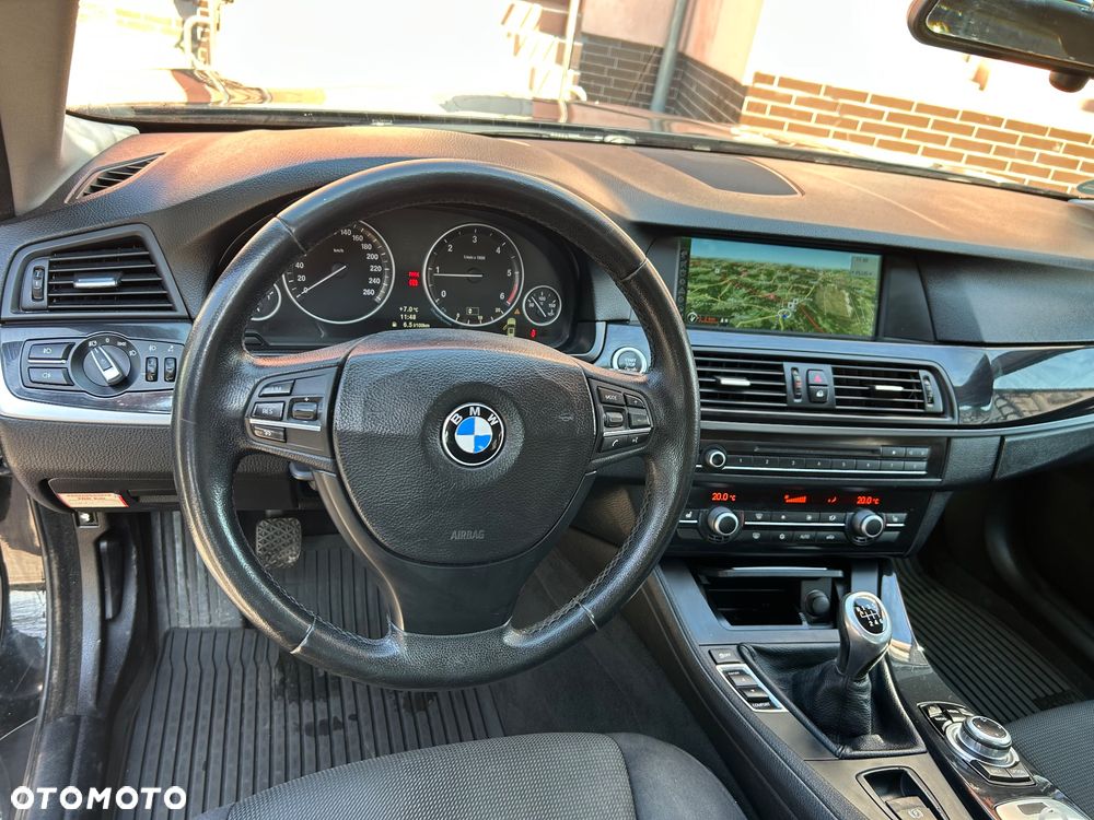 BMW Seria 5 520d - 4