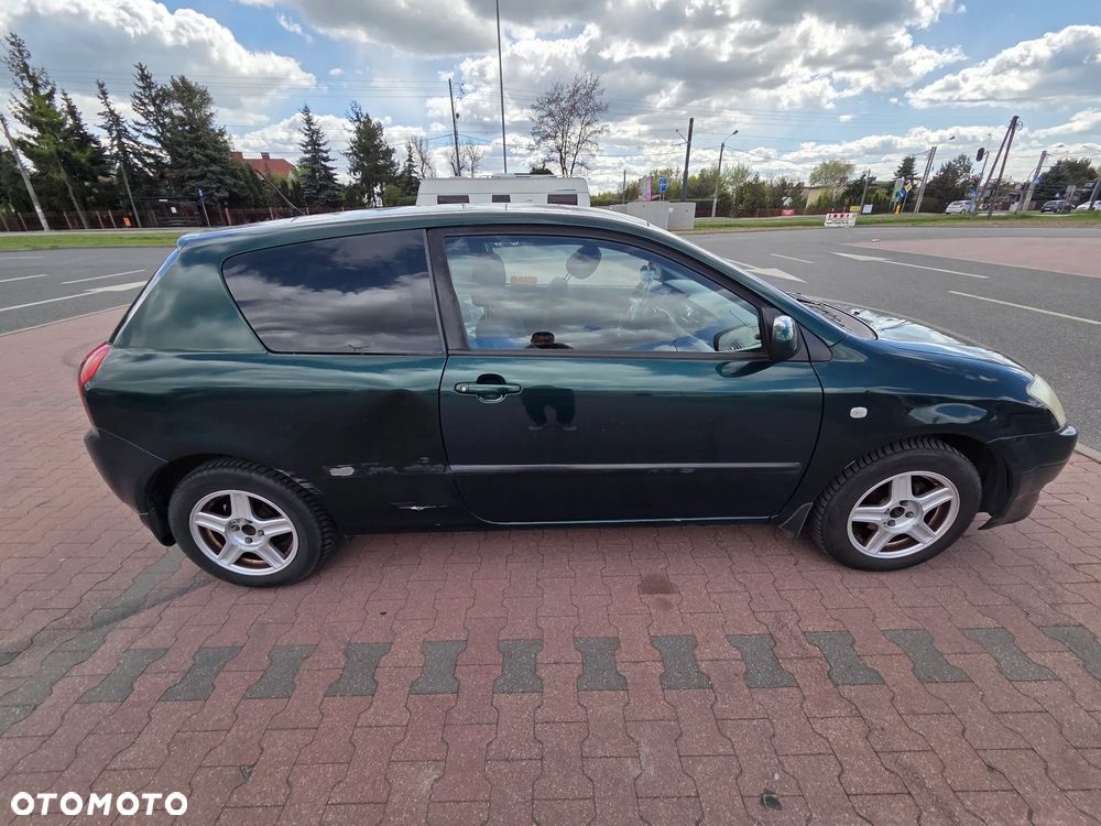 Toyota Corolla ver-1-4-vvt--i-terra - 4