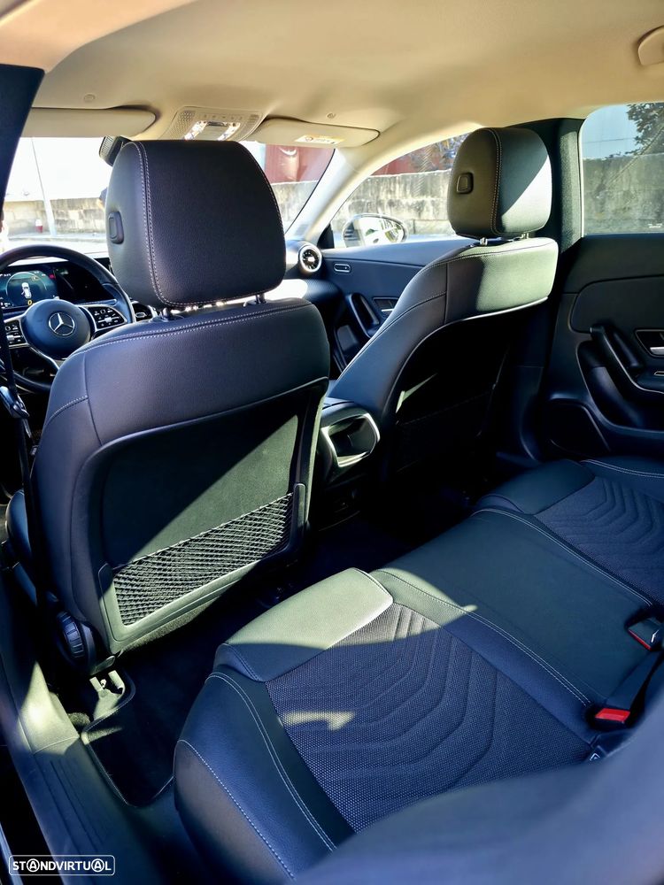 Mercedes-Benz CLA 200 - 4