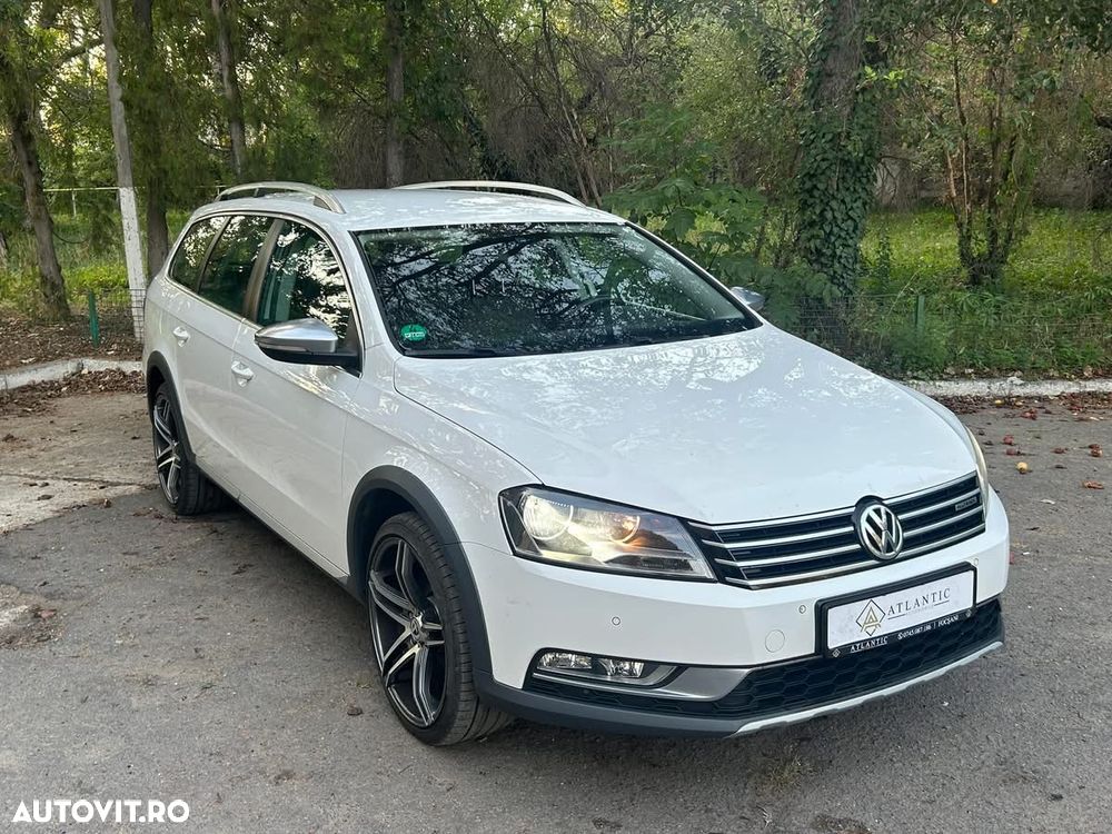 Volkswagen Passat Alltrack 2.0 TDI 4Motion DSG BlueMotion Tec - 3