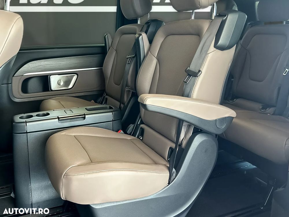 Mercedes-Benz V 300 d lang 4Matic 9G-TRONIC Exclusive - 13