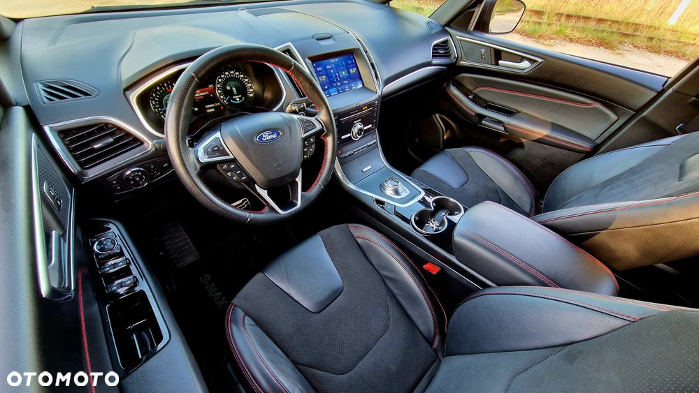 Ford S-Max 2.0 EcoBlue ST-Line - 24