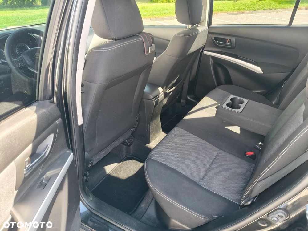 Suzuki SX4 S-Cross - 12