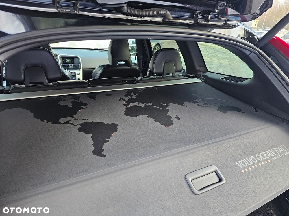 Volvo XC 60 D4 Geartronic Ocean Race - 23