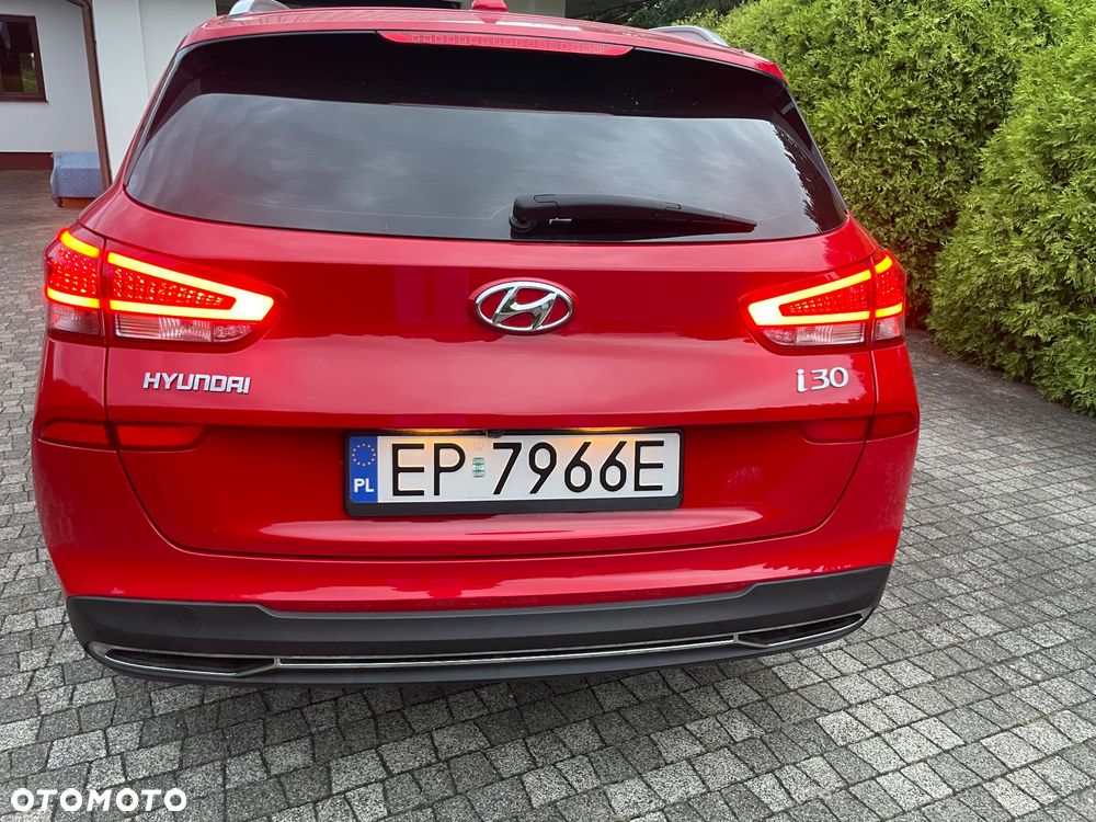 Hyundai i30 Kombi 1.5 T-GDI 48V-Hybrid DCT Prime - 15