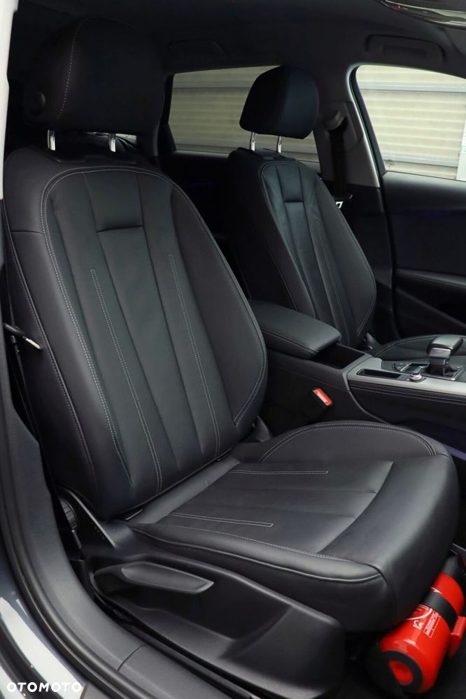 Audi A4 Avant 40 TFSI mHEV Advanced S tronic - 14