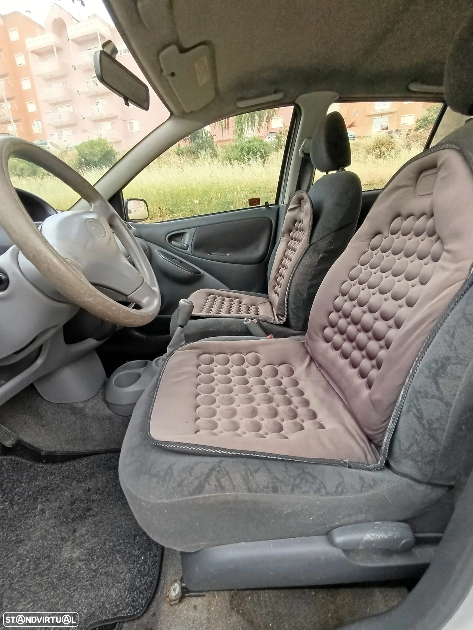 Toyota Yaris 1.0 Sol - 14