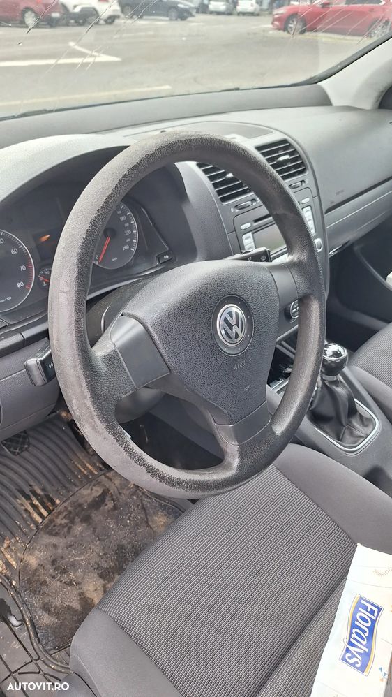 Volkswagen Golf 1.6 Comfortline - 12