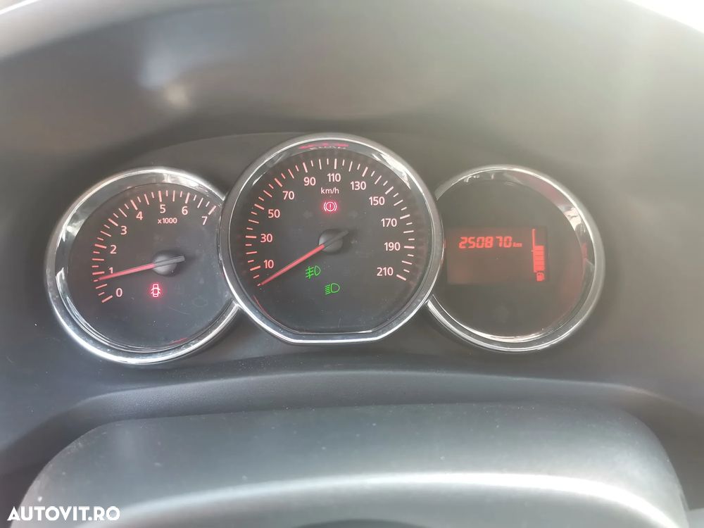 Dacia Logan 0.9 TCe Laureate - 7