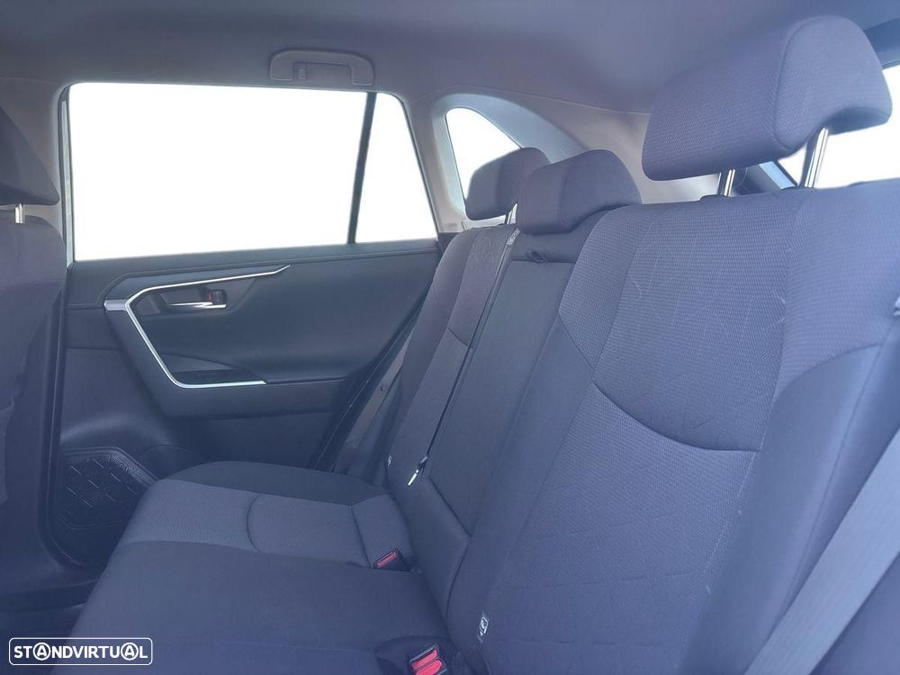 Toyota RAV4 - 13