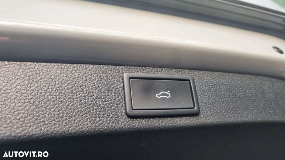 Skoda Karoq 2.0 TSI 4X4 DSG Sportline - 9