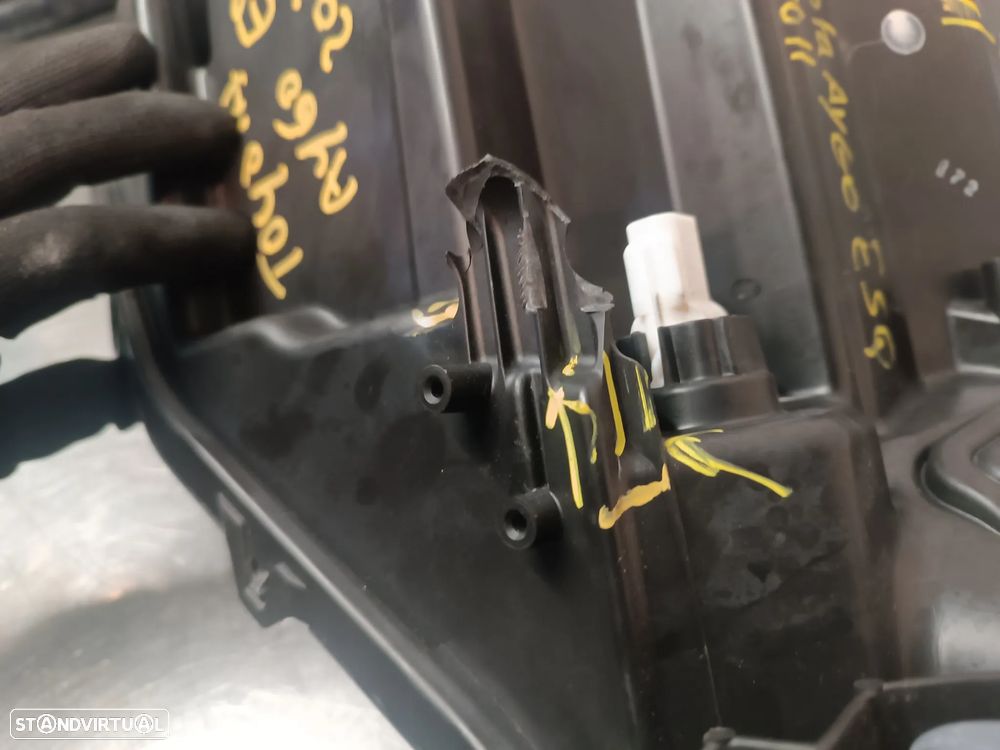 ÓTICA / FAROL TOYOTA AYGO X 2022-2025 - ESQUERDO 02A29318 (APOIOS PARTIDOS) - 7