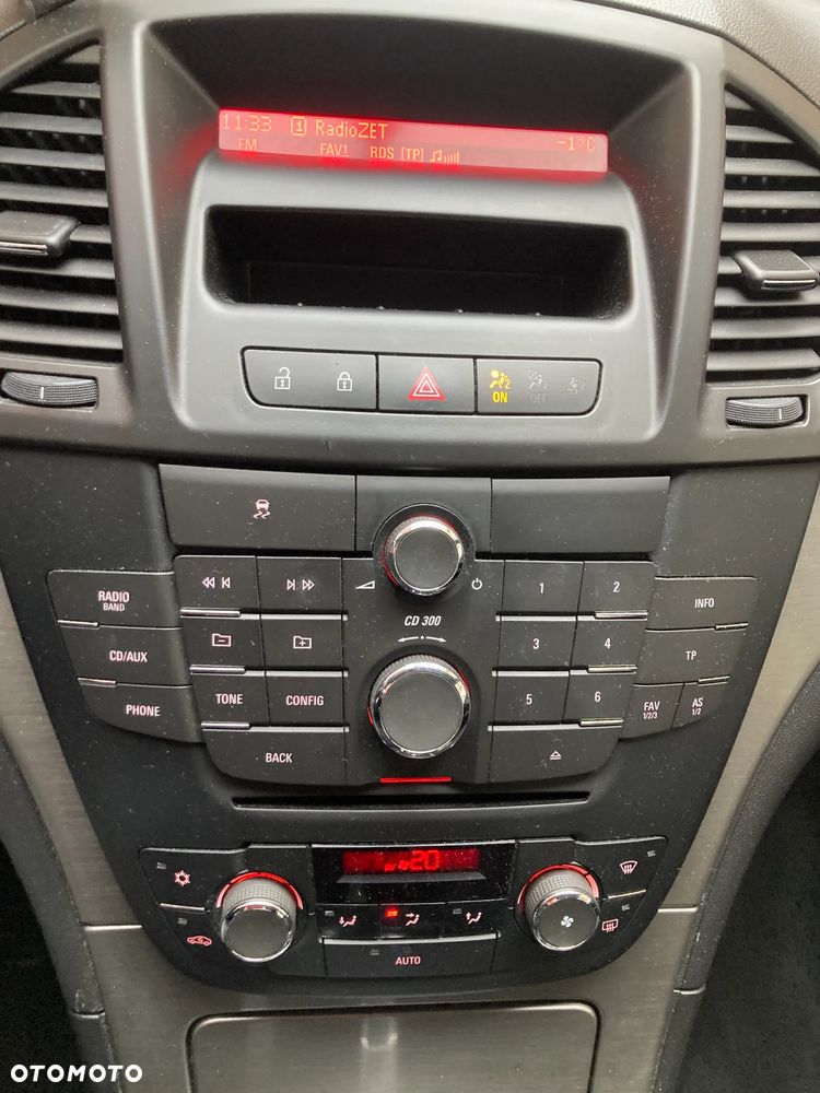 Opel Insignia 1.8 Cosmo - 10