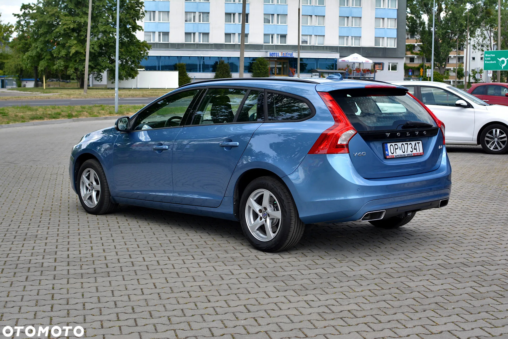 Volvo V60 D4 Linje Business - 4