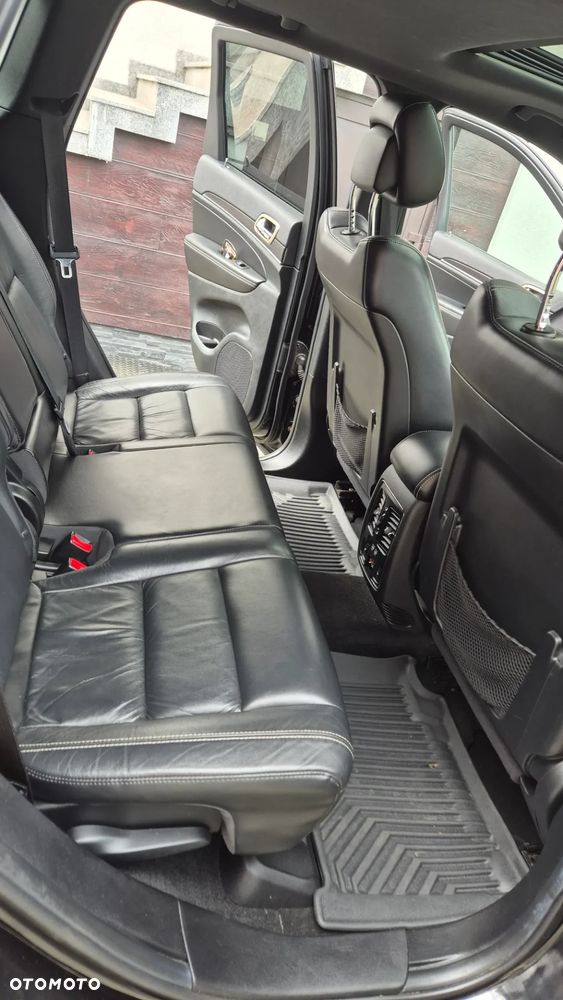 Jeep Grand Cherokee - 9