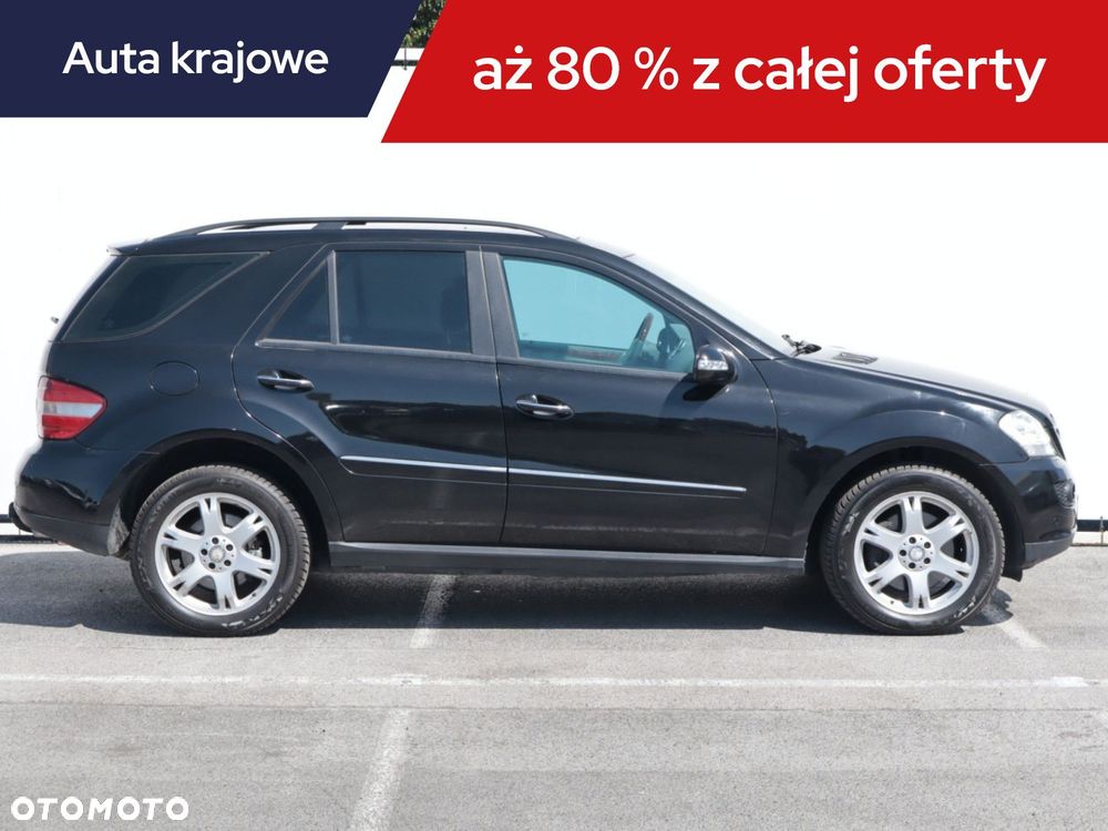 Mercedes-Benz ML - 8