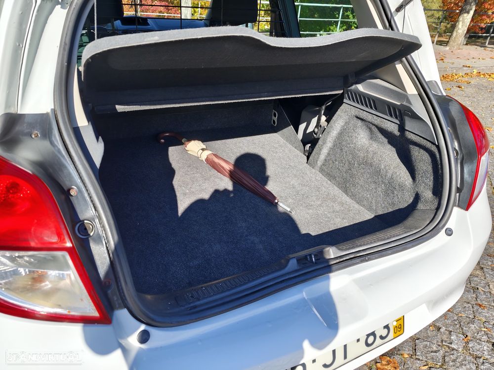 Renault Clio - 13