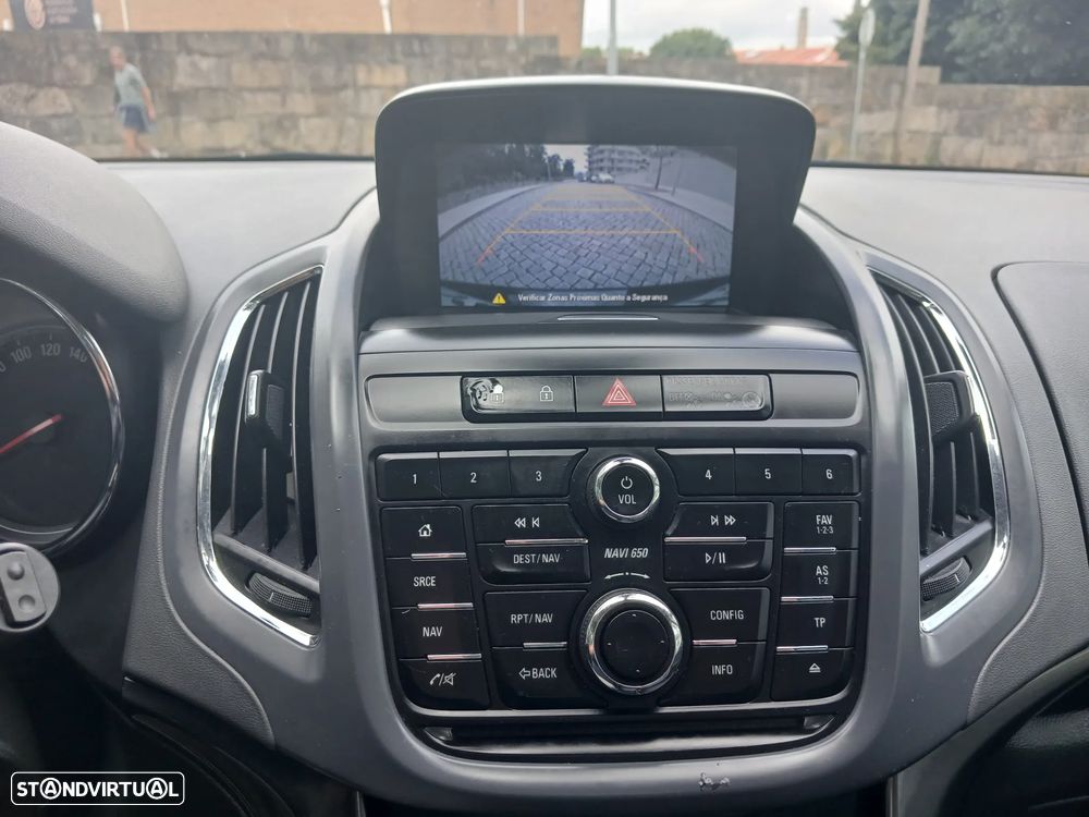 Opel Zafira 1.6 CDTi Executive — fotografia 9
