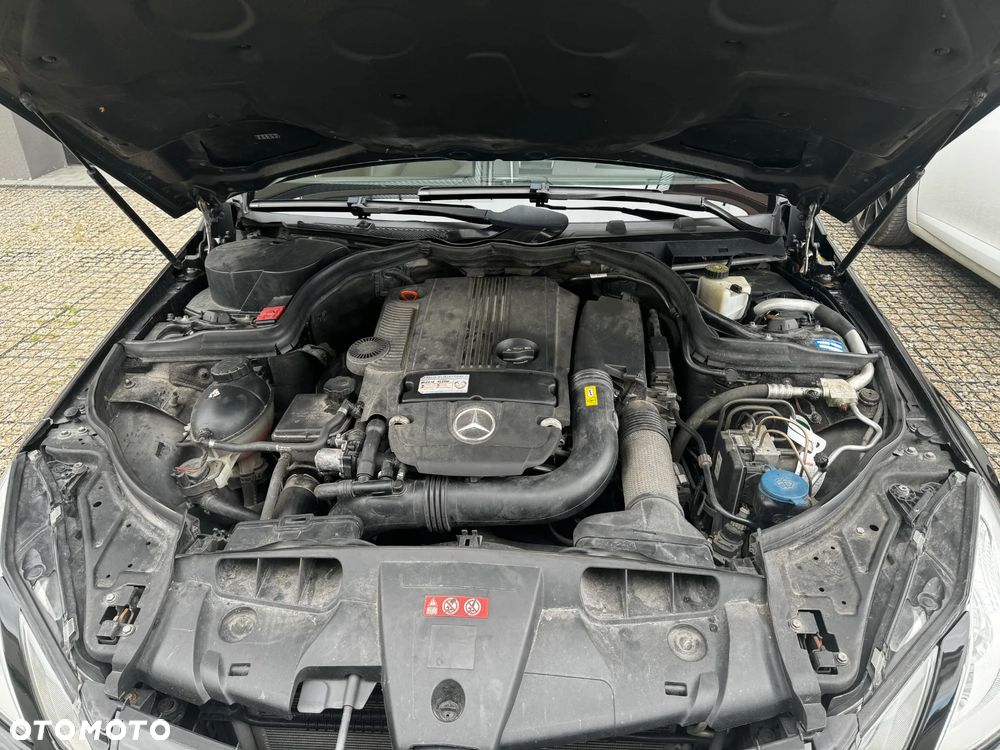 Mercedes-Benz Klasa E - 9