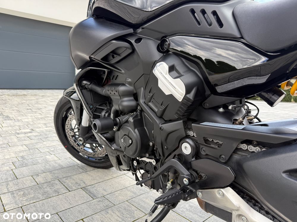 Ducati Diavel - 12