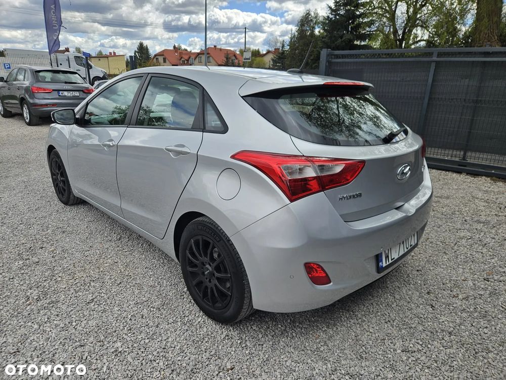 Hyundai i30 1.4 Fifa World Cup Edition - 8