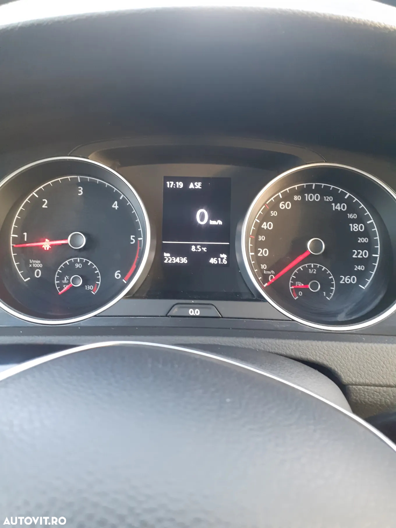 Volkswagen Golf 2.0 BlueTDI Comfortline - 37