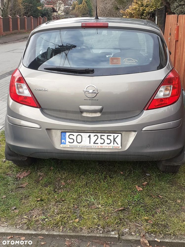 Opel Corsa 1.2 16V Edition / Active - 2
