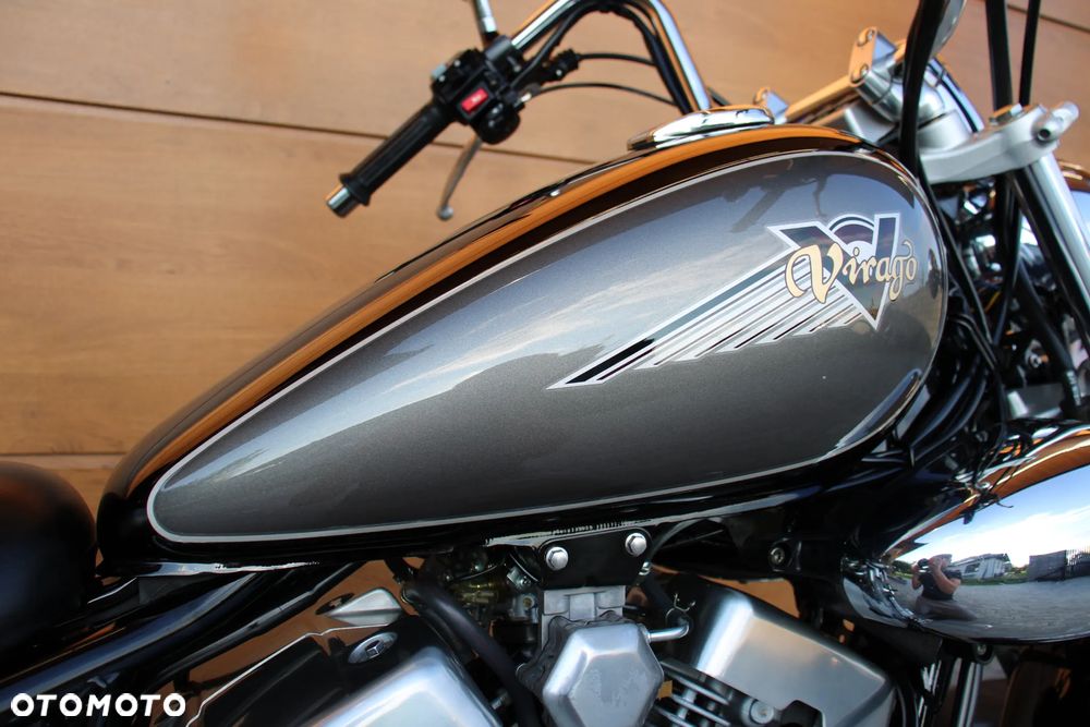Yamaha XV - 10
