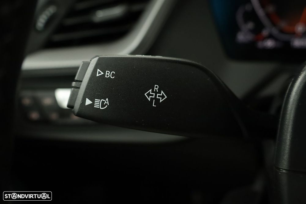 BMW 116 d Pack Desportivo M Auto - 18