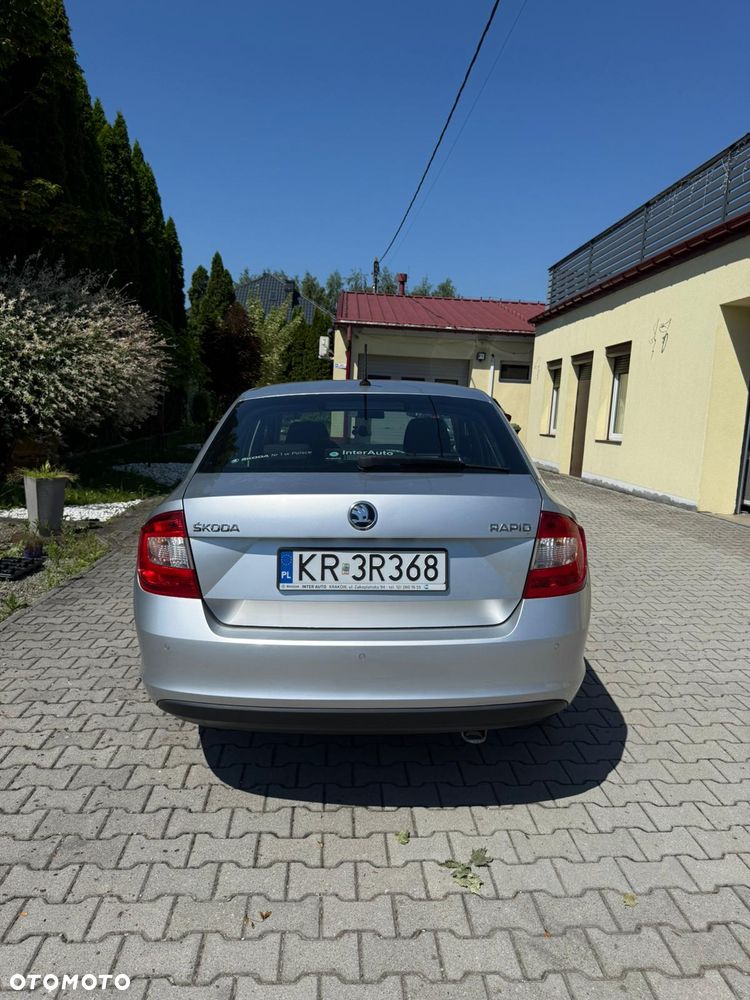 Skoda RAPID 1.2 TSI Ambition - 5