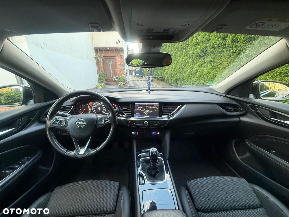 Opel Insignia - 13