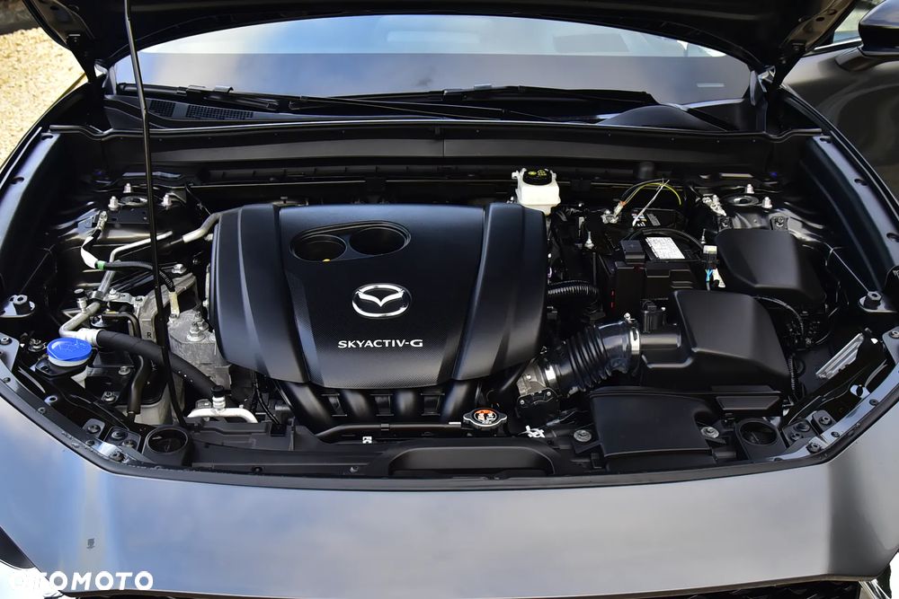 Mazda CX-30 2.0 mHEV Hikari 2WD - 32