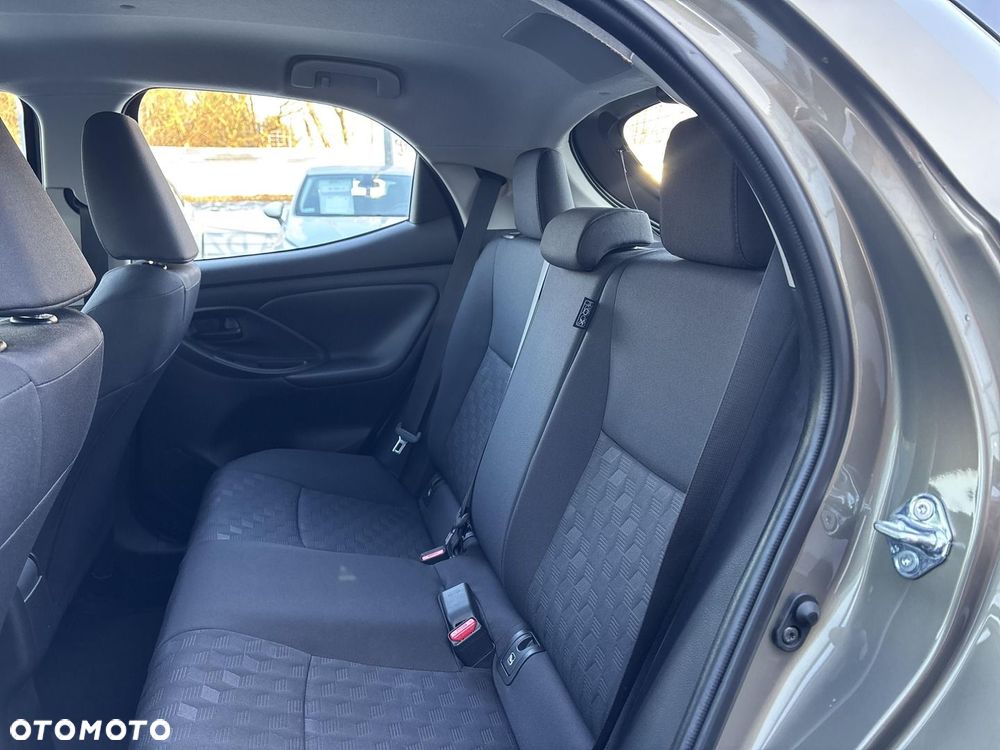 Toyota Yaris - 14