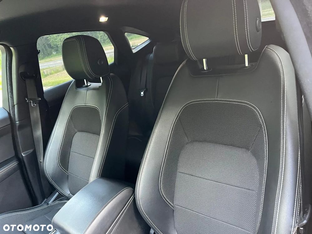 Jaguar E-Pace 2.0 i4D AWD R-Dynamic - 19