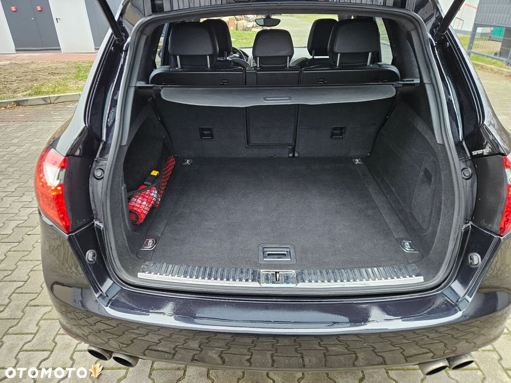 Porsche Cayenne Turbo Tiptronic S - 20