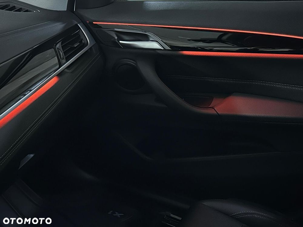 BMW X1 sDrive20i xLine - 35