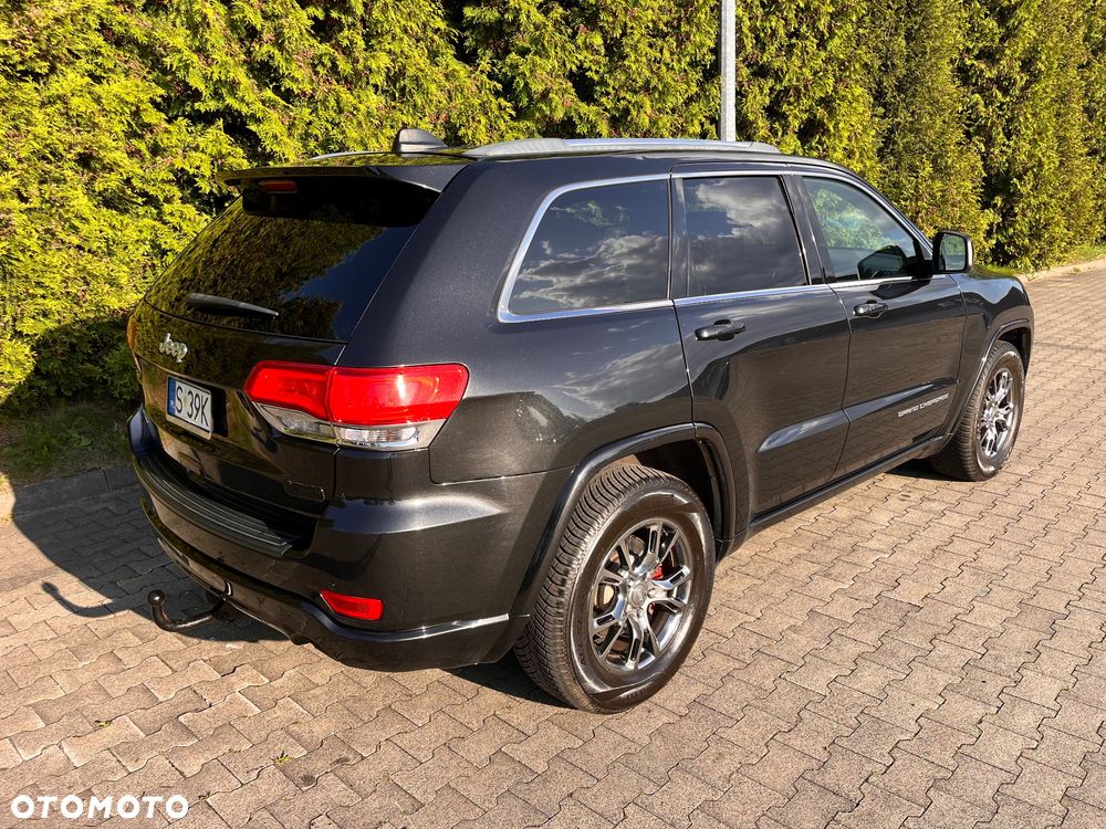Jeep Grand Cherokee - 8
