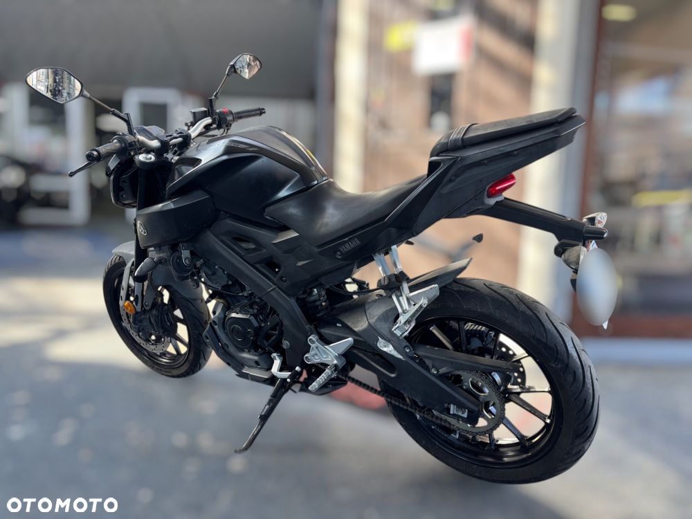 Yamaha MT - 4