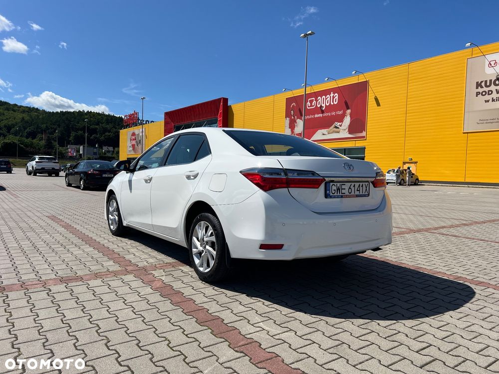 Toyota Corolla 1.6 Prestige - 5
