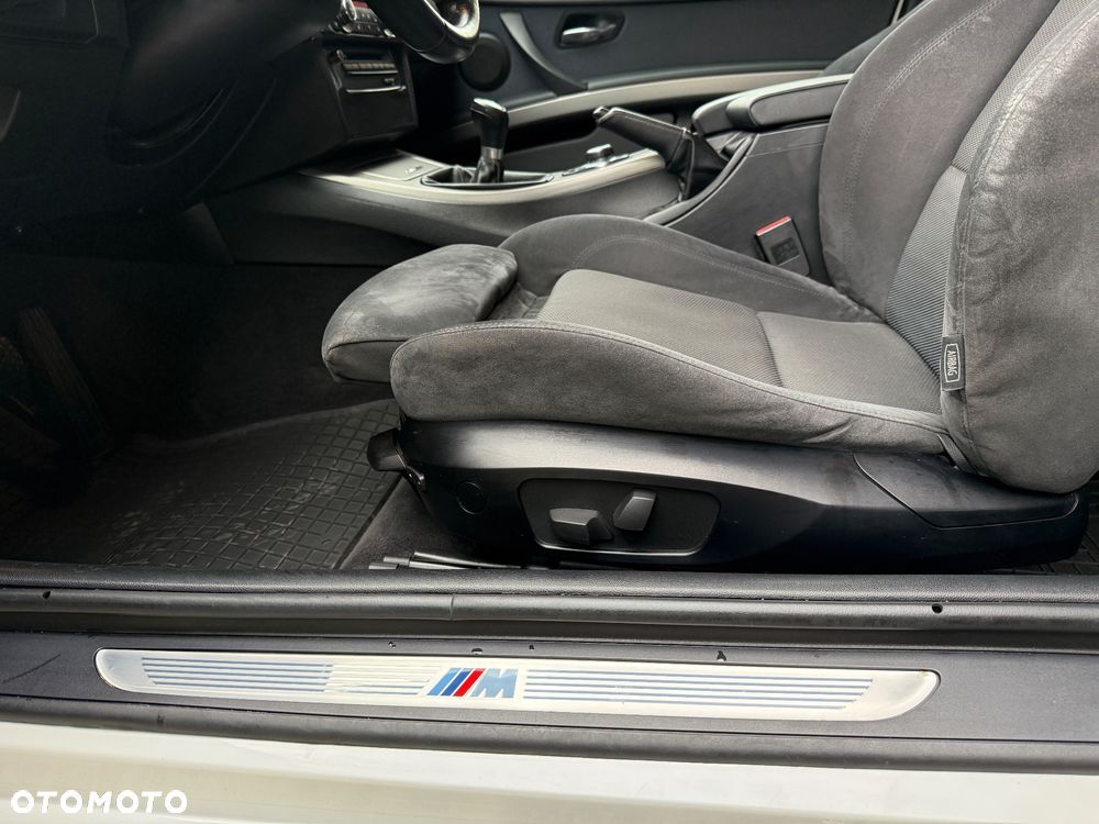 BMW Seria 3 325i - 4