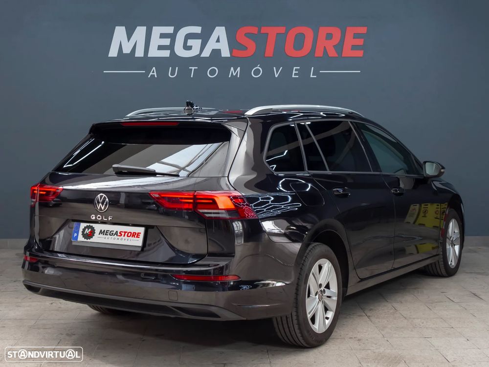 VW Golf Variant 2.0 TDi Life DSG - 7