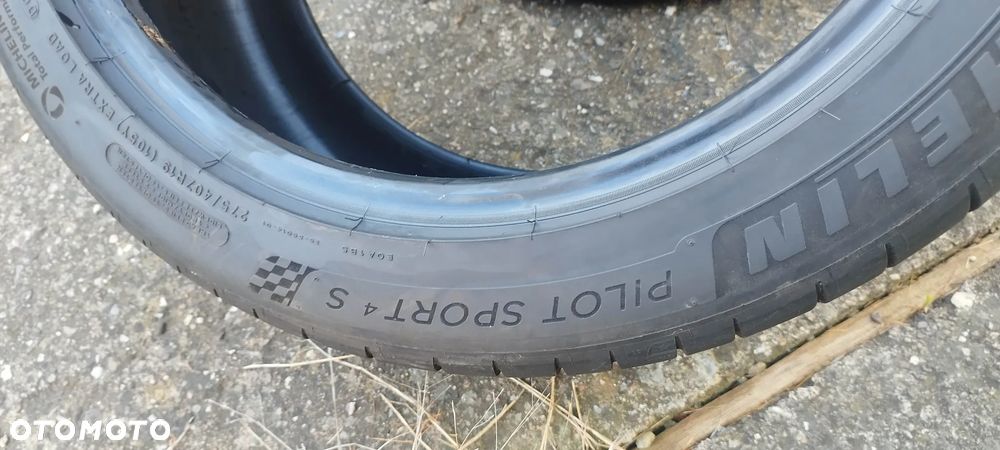 275/40/19 michelin pilot sport 4s - 3