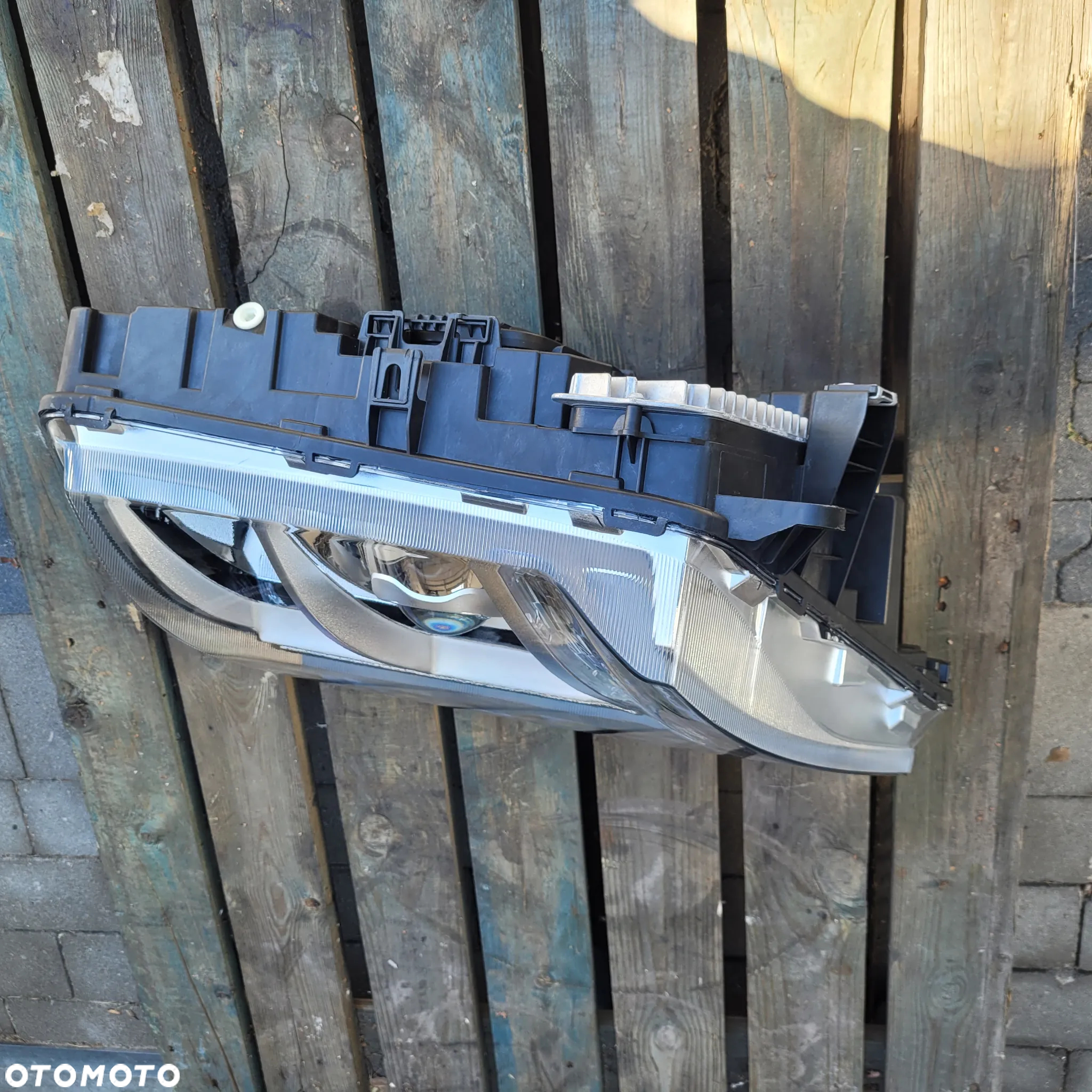 LAMPA XENON LEWA VOLVO FH4 SKRETNA ORYGINAŁ CHWALIM116 - 3
