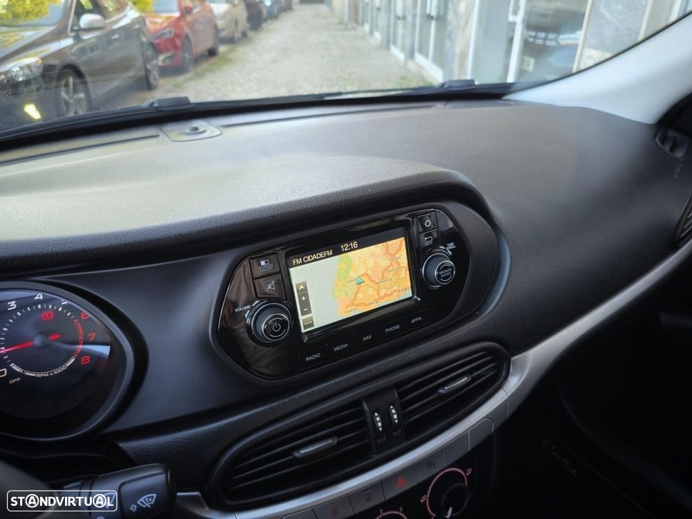 Fiat Tipo 1.4 Easy - 21