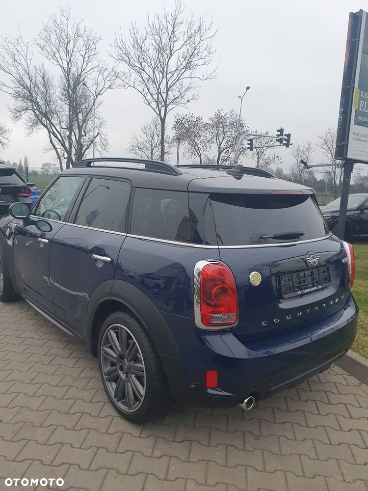 MINI Countryman Cooper S E ALL4 - 5